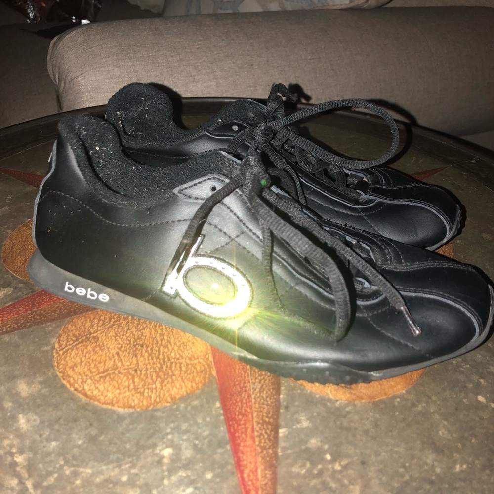 Bebe tennis shoes size 7